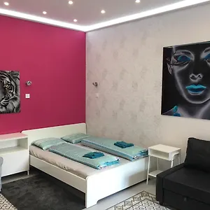 https://dianas-charming-studio-at-the-buda-castle.inbudapesthotels.com