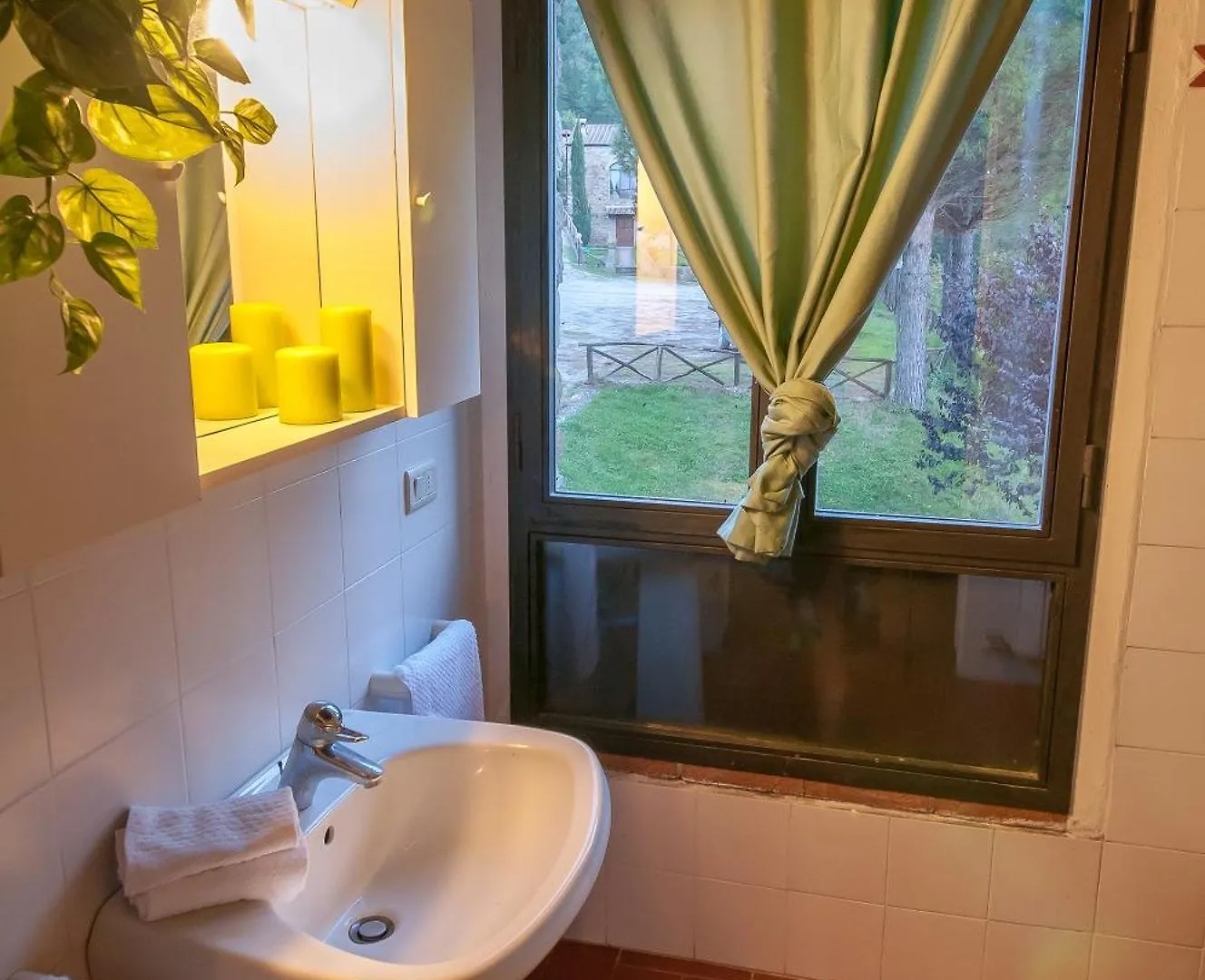Fattoria Il Lago Dicomano Alloggio per agriturismo